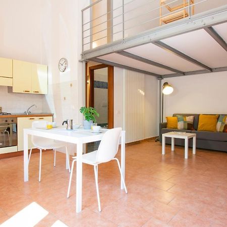 Altido Colorful Studio For 4 Near Leaning Tower With Parking Appartement Pisa Buitenkant foto