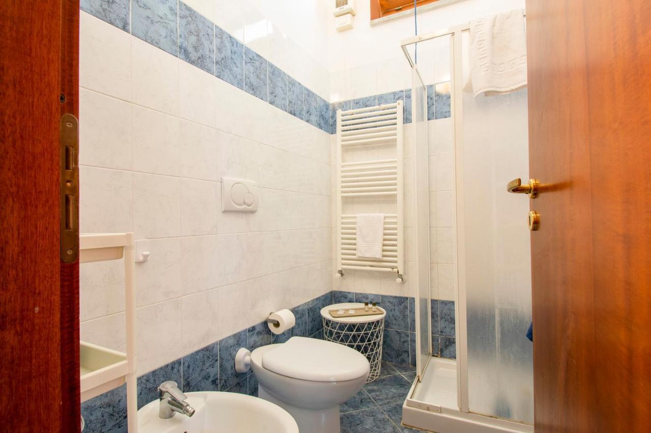 Altido Colorful Studio For 4 Near Leaning Tower With Parking Appartement Pisa Buitenkant foto